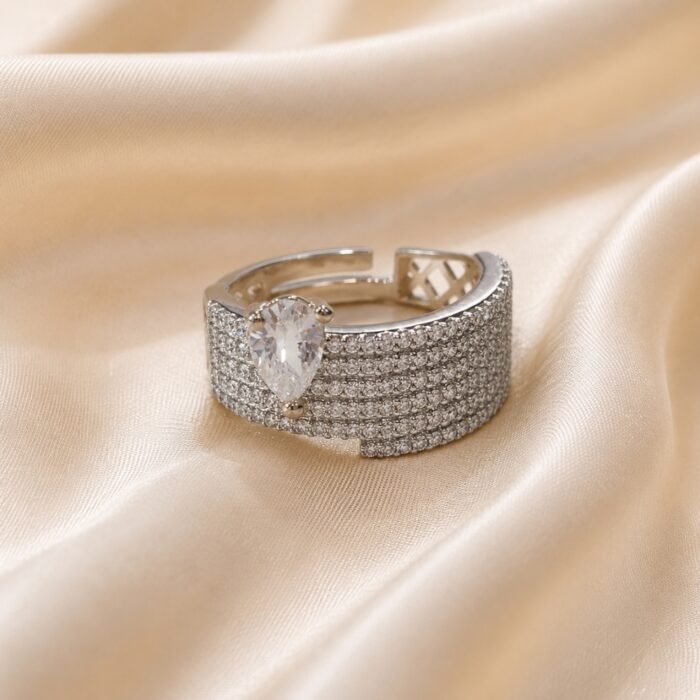 Cz gold crown ring 690-001