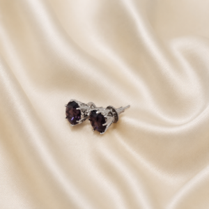 Puple Solitare Studs